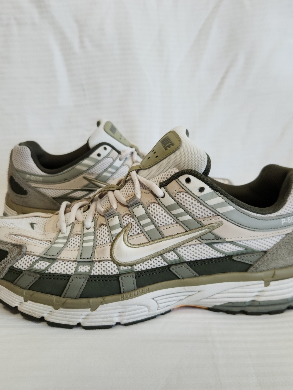 Size 10.5 - Nike P-6000 Light Army Cargo Khaki
